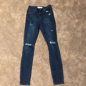 Tilly’s dark wash ripped jeans